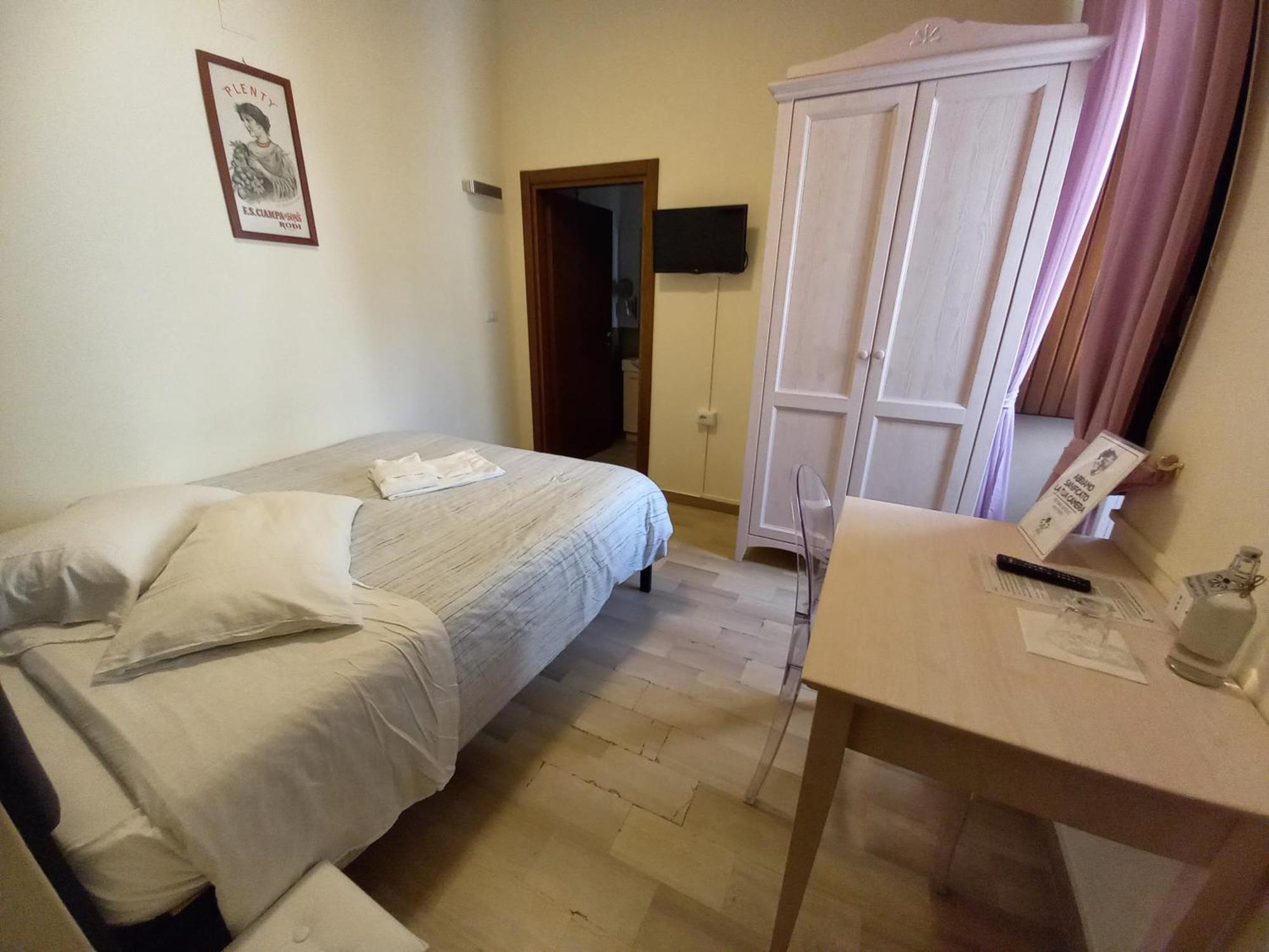 Bed and Breakfast L'Antico Monastero Sant'Agata di Puglia Номер фото
